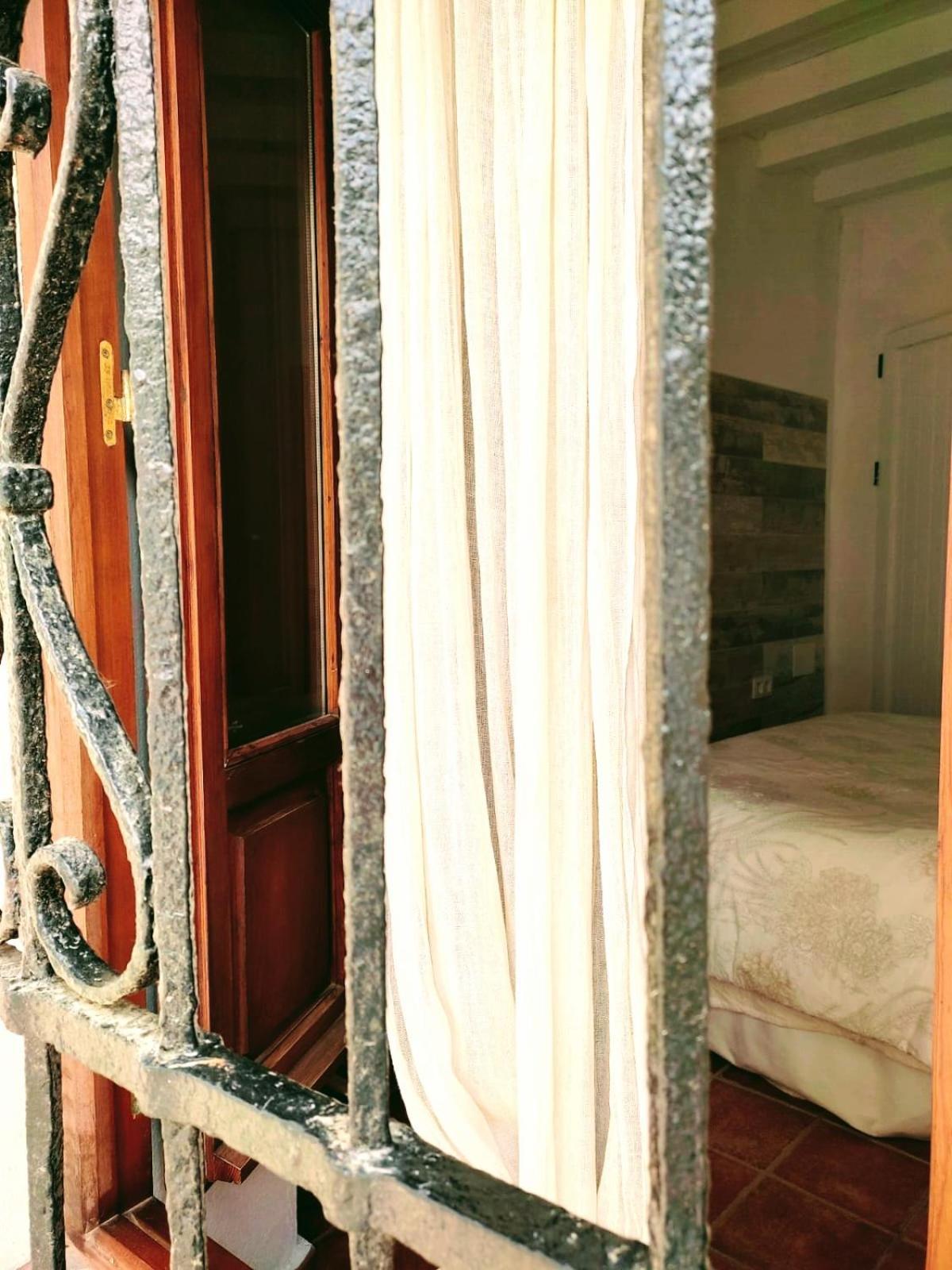 Carola Guesthouse タリファ エクステリア 写真